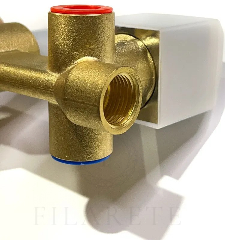 Изображение товара Душевой комплект FILARETE Fing FL1044 (Матовое золото) от магазина N&M Home
