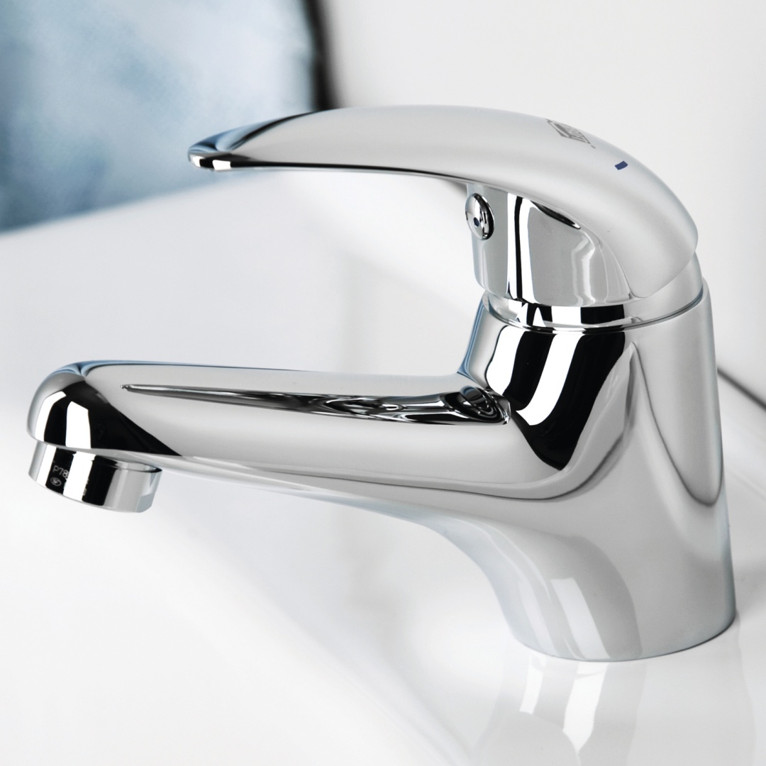 Изображение товара Isen 2603 Смеситель для умывальника от магазина N&M Home