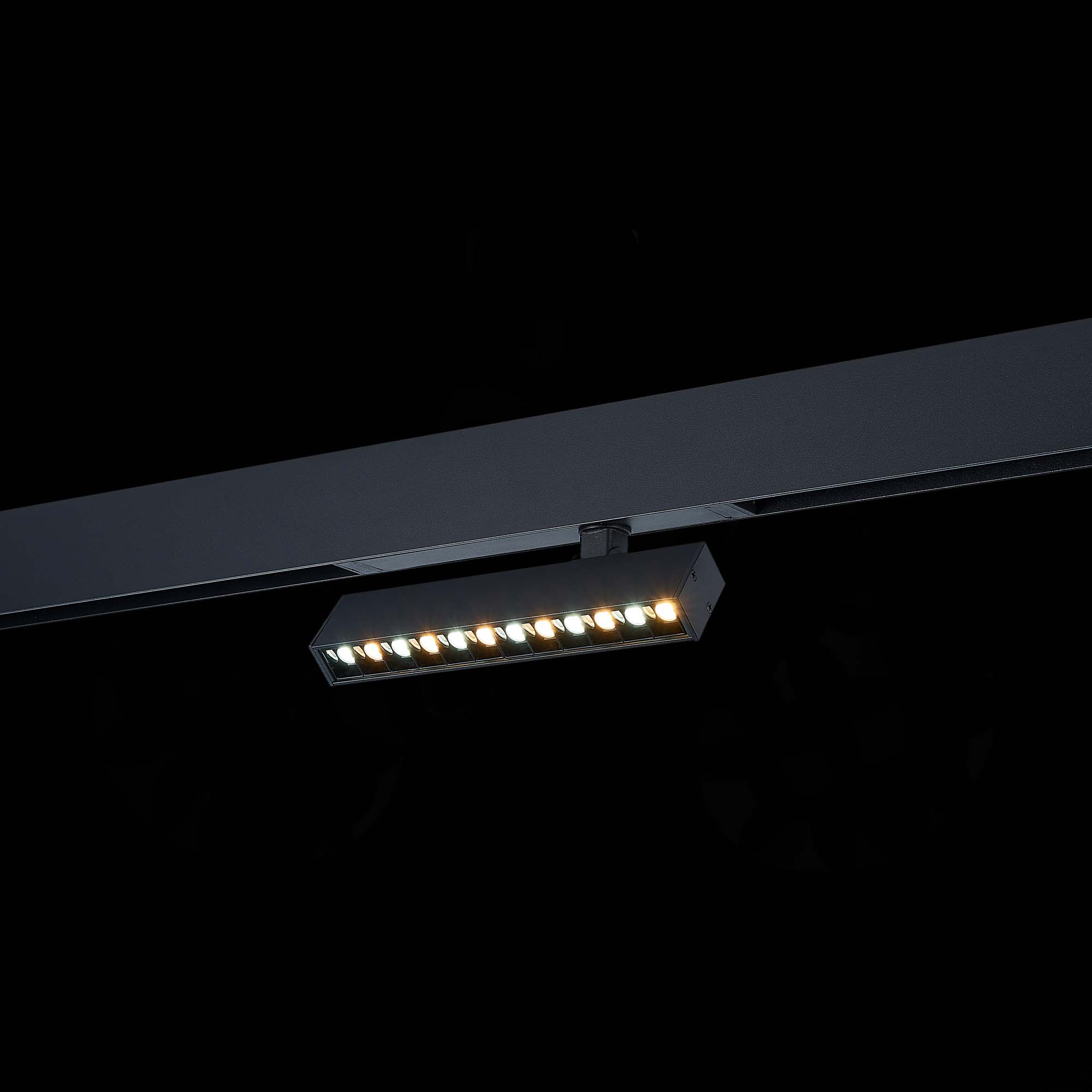 Изображение товара ST656.496.09 Св-к трек. SMART Черный LED 1*9W 2700K-6000K 700Lm Ra>90 24 IP20 L220xW25xH105 220V от магазина N&M Home