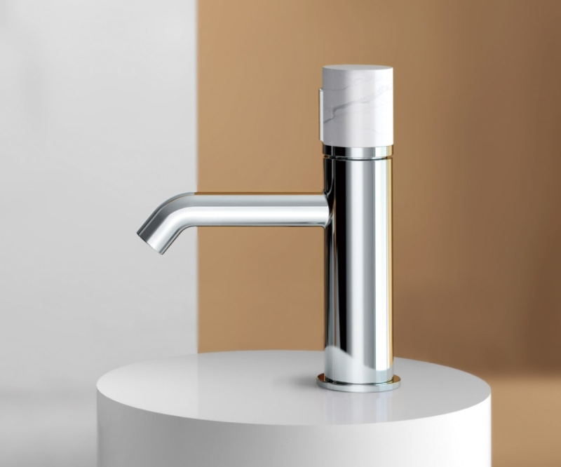 Изображение товара 24601CM Смеситель на раковину FOCUS хром/мрамор от магазина N&M Home