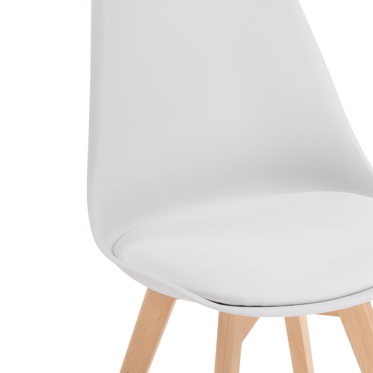 Изображение товара Пластиковый стул Bonuss белый от магазина N&M Home