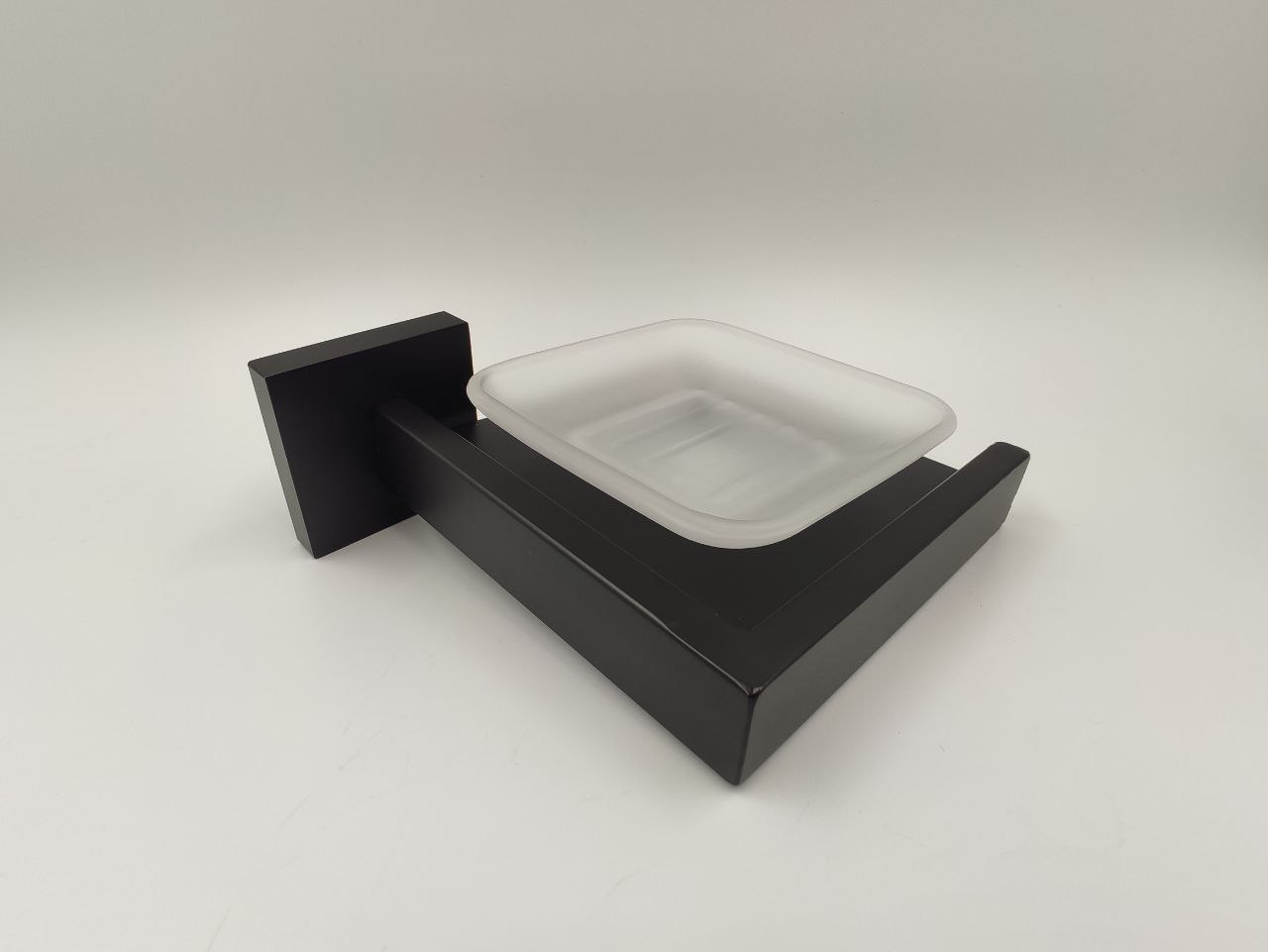 Изображение товара Мыльница Feramolli Maggiore BL103, черный от магазина N&M Home