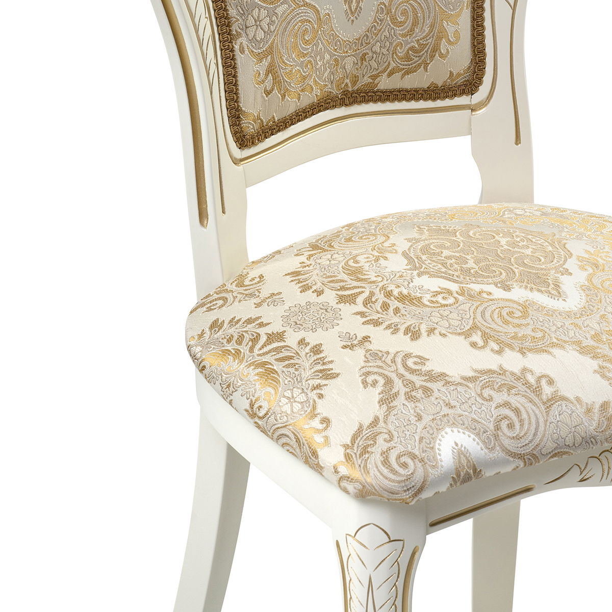 Изображение товара Стул деревянный Bronte молочный с патиной от магазина N&M Home