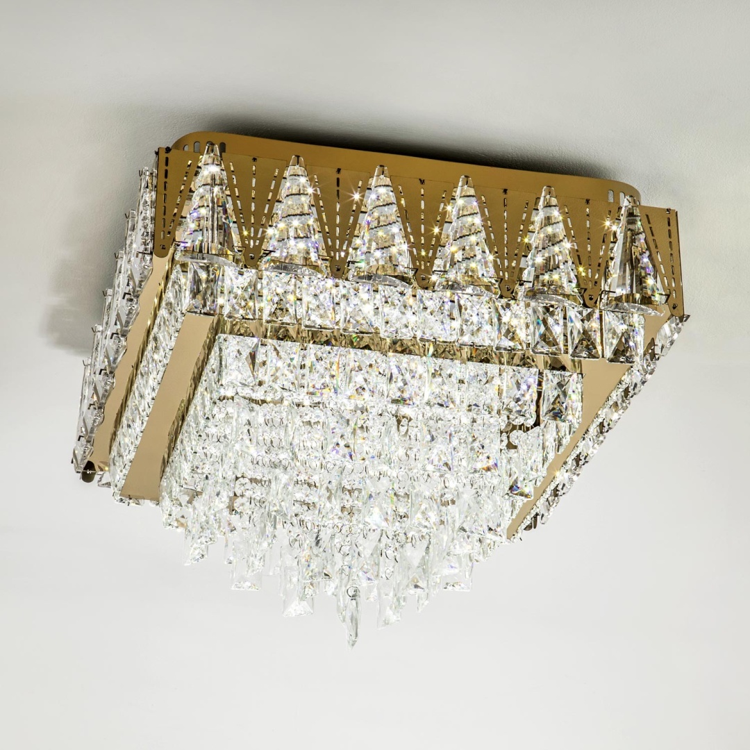 Изображение товара Потолочная люстра LED4U L9437-500-500 GD с функцией УД от магазина N&M Home